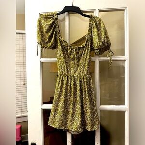 Urban Outfitters XS Floral Romper Dress NWOT